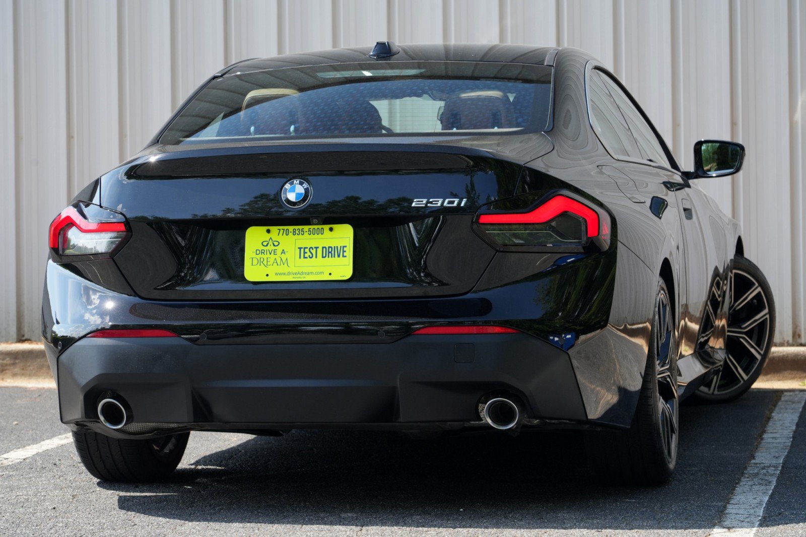 Used 2023 BMW 230i Coupe w/ Convenience Package RWD image 5