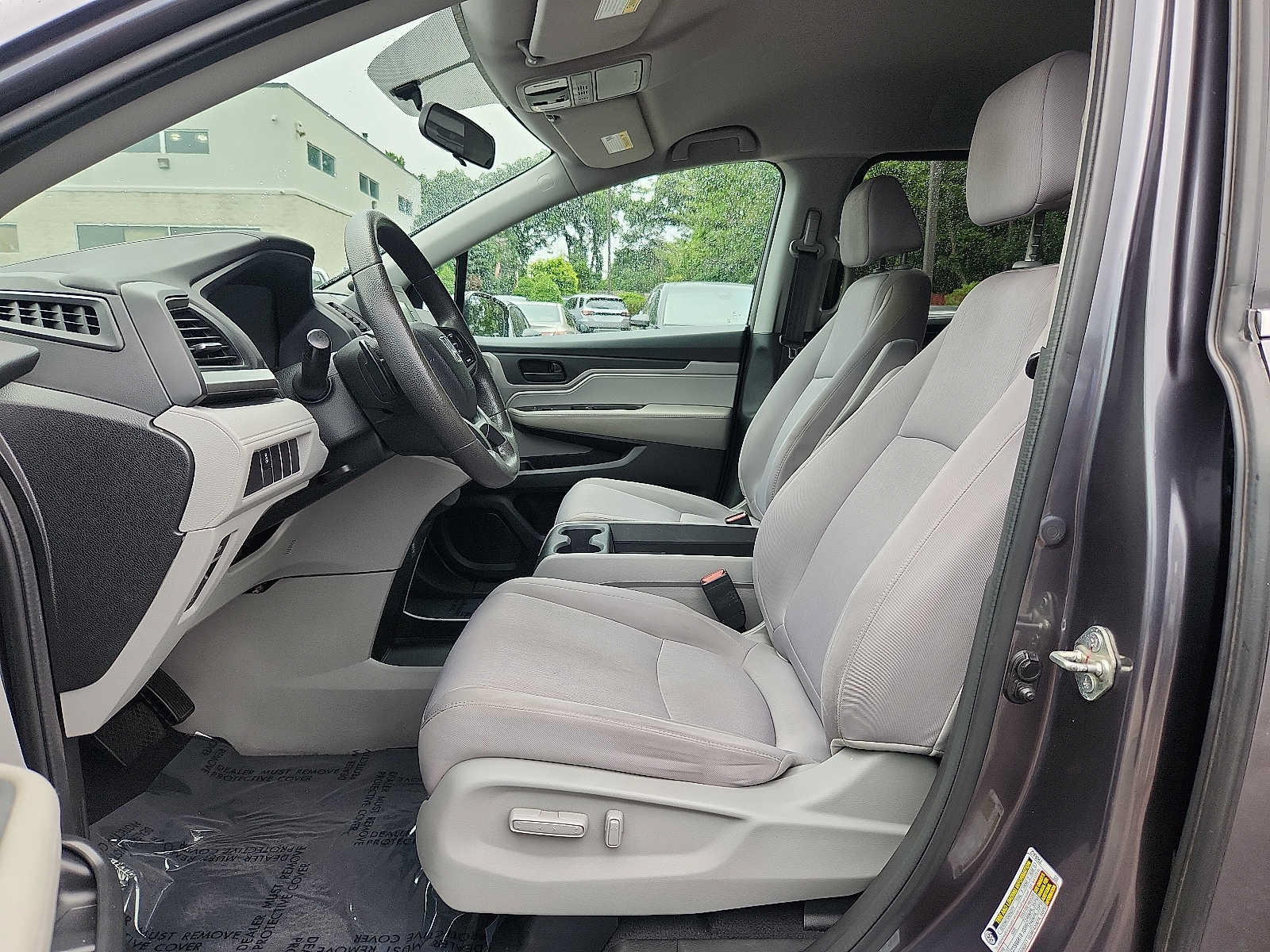 Used 2018 Honda Odyssey LX image 13