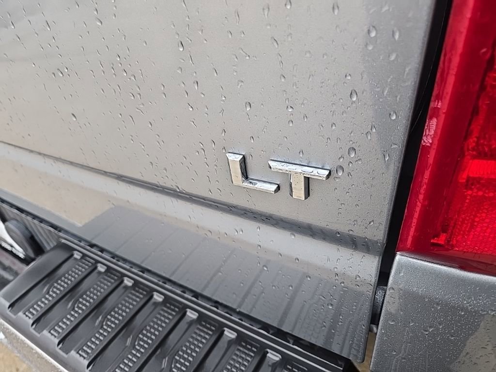 Used 2025 Chevrolet Silverado 1500 LT image 25