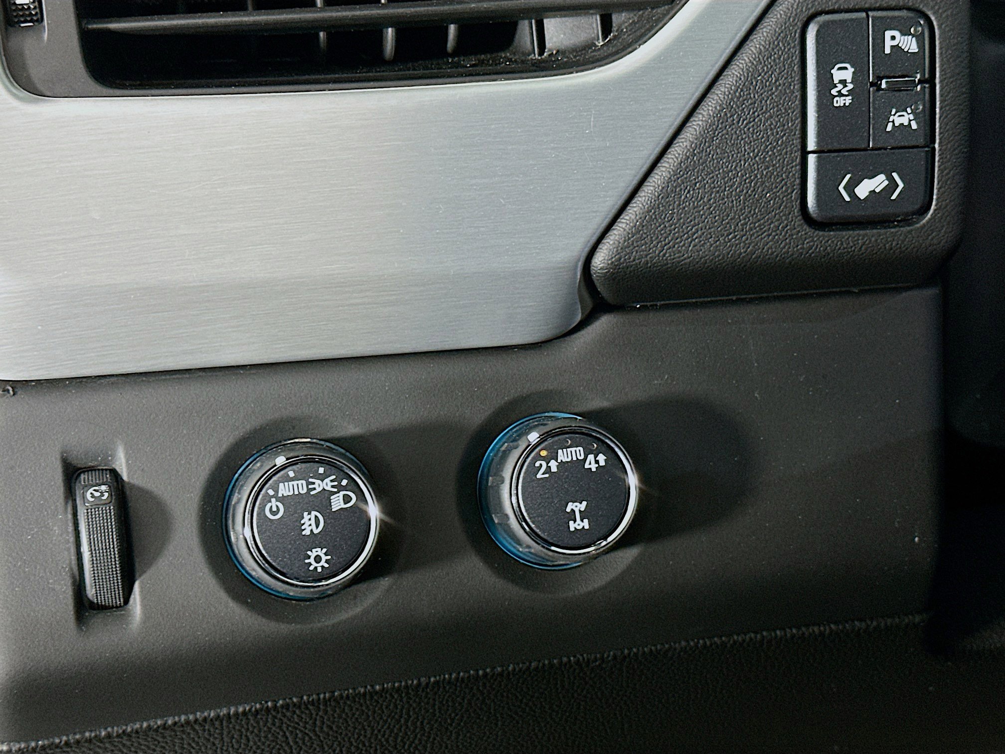 Used 2020 GMC Yukon XL SLT image 17