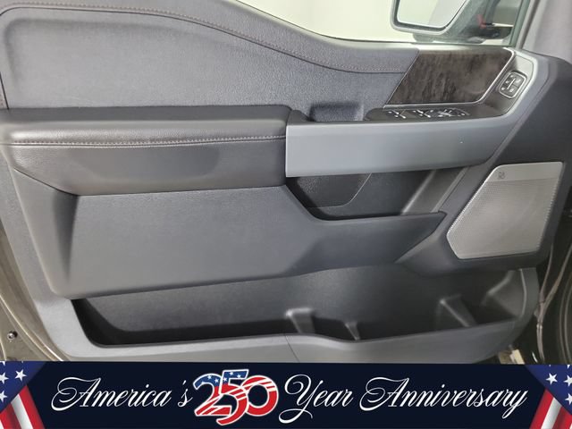 Used 2023 Ford F150 Lightning Lariat AWD/4WD image 16
