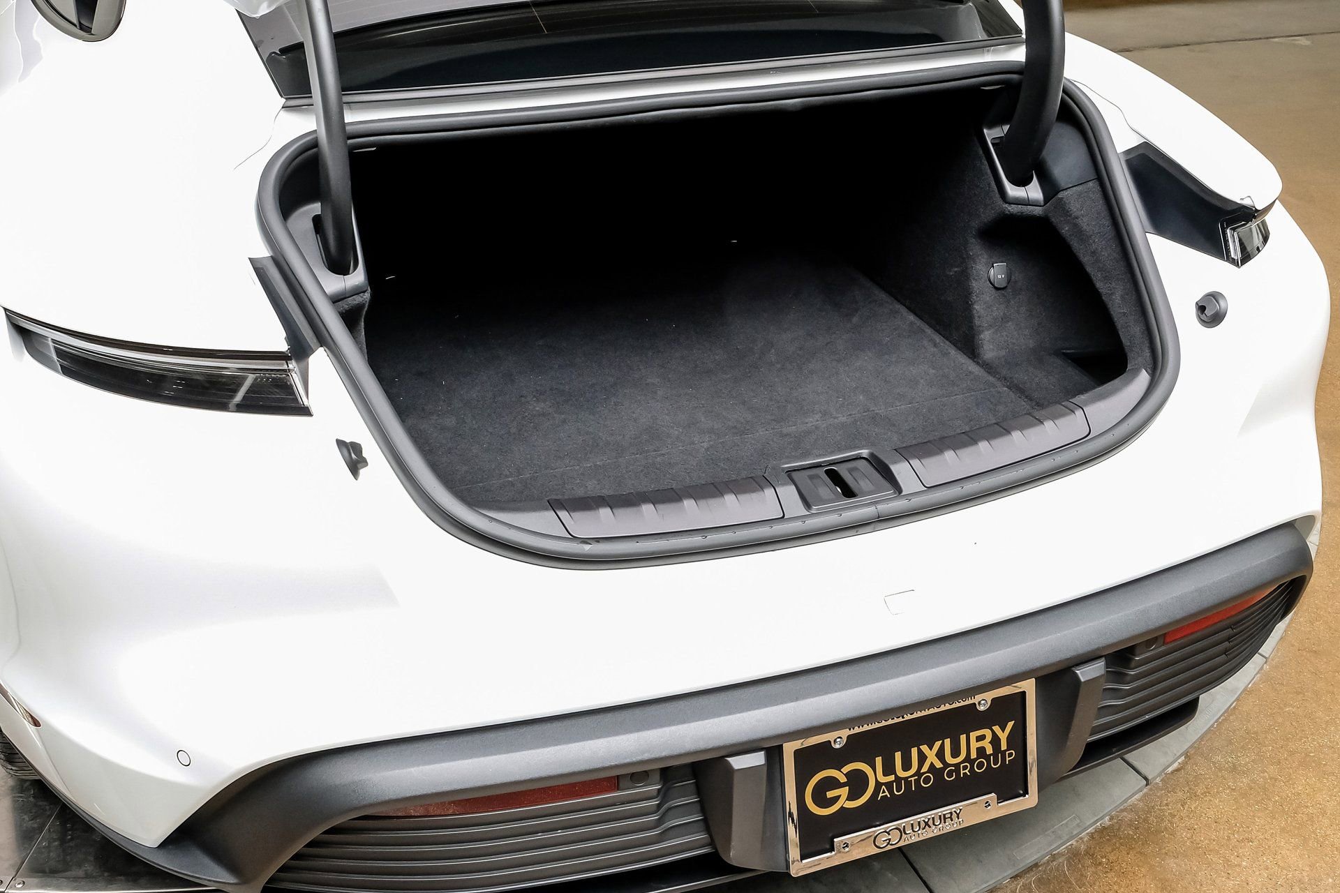 Used 2023 Porsche Taycan image 53