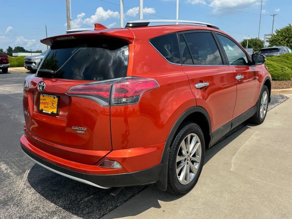 Used 2016 Toyota RAV4 Limited AWD/4WD image 3