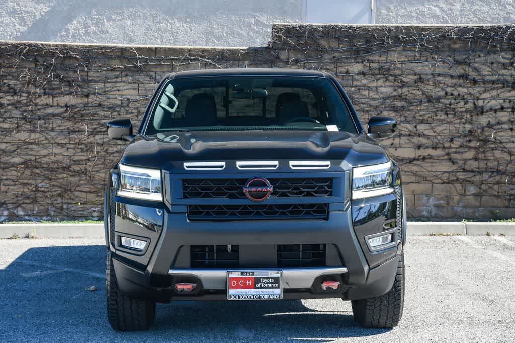 Used 2025 Nissan Frontier Pro-X image 2
