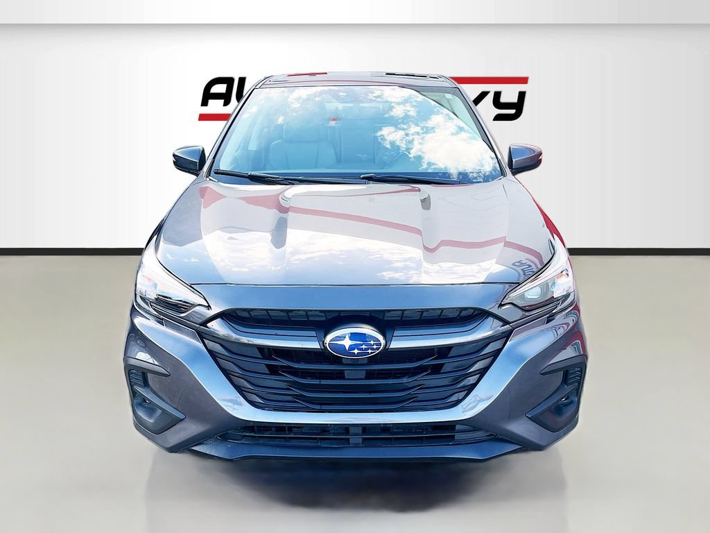 Used 2025 Subaru Legacy Limited AWD/4WD image 2