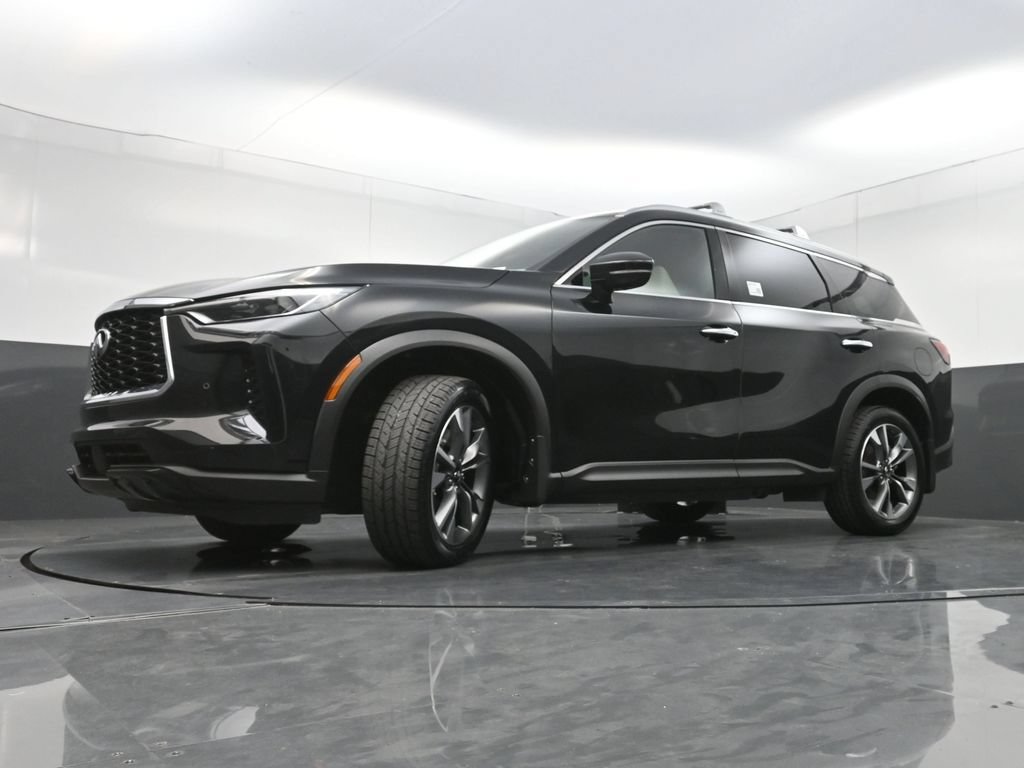 Used 2023 INFINITI QX60 Luxe w/ Cargo Package FWD image 30