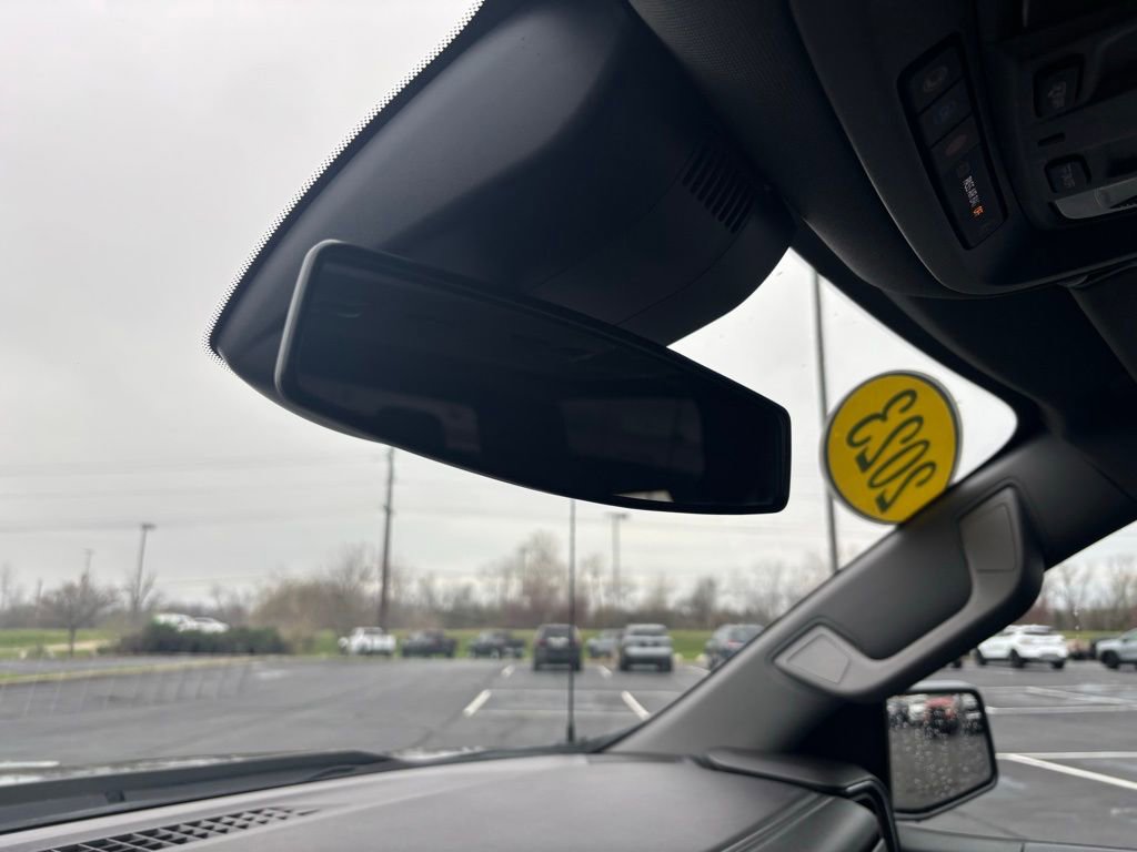 Used 2023 Chevrolet Silverado 1500 LT image 34