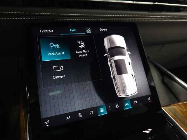 Certified 2025 Cadillac Escalade Sport Platinum image 40