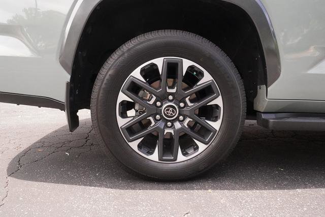 Used 2024 Toyota Sequoia Limited AWD/4WD image 37