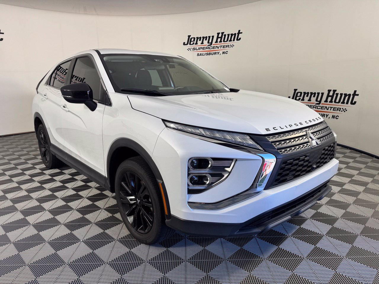 Used 2023 Mitsubishi Eclipse Cross LE AWD/4WD image 6