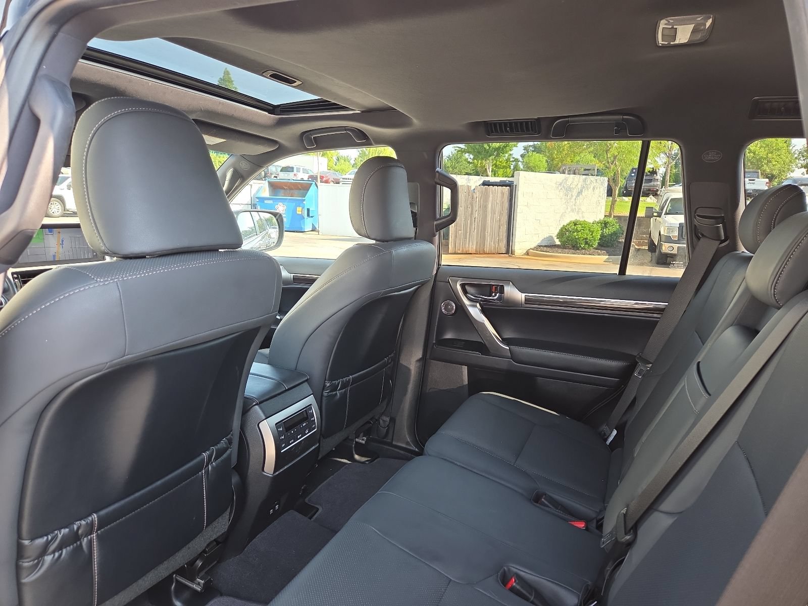 Used 2022 Lexus GX 460 Premium w/ Premium Plus Package AWD/4WD image 20