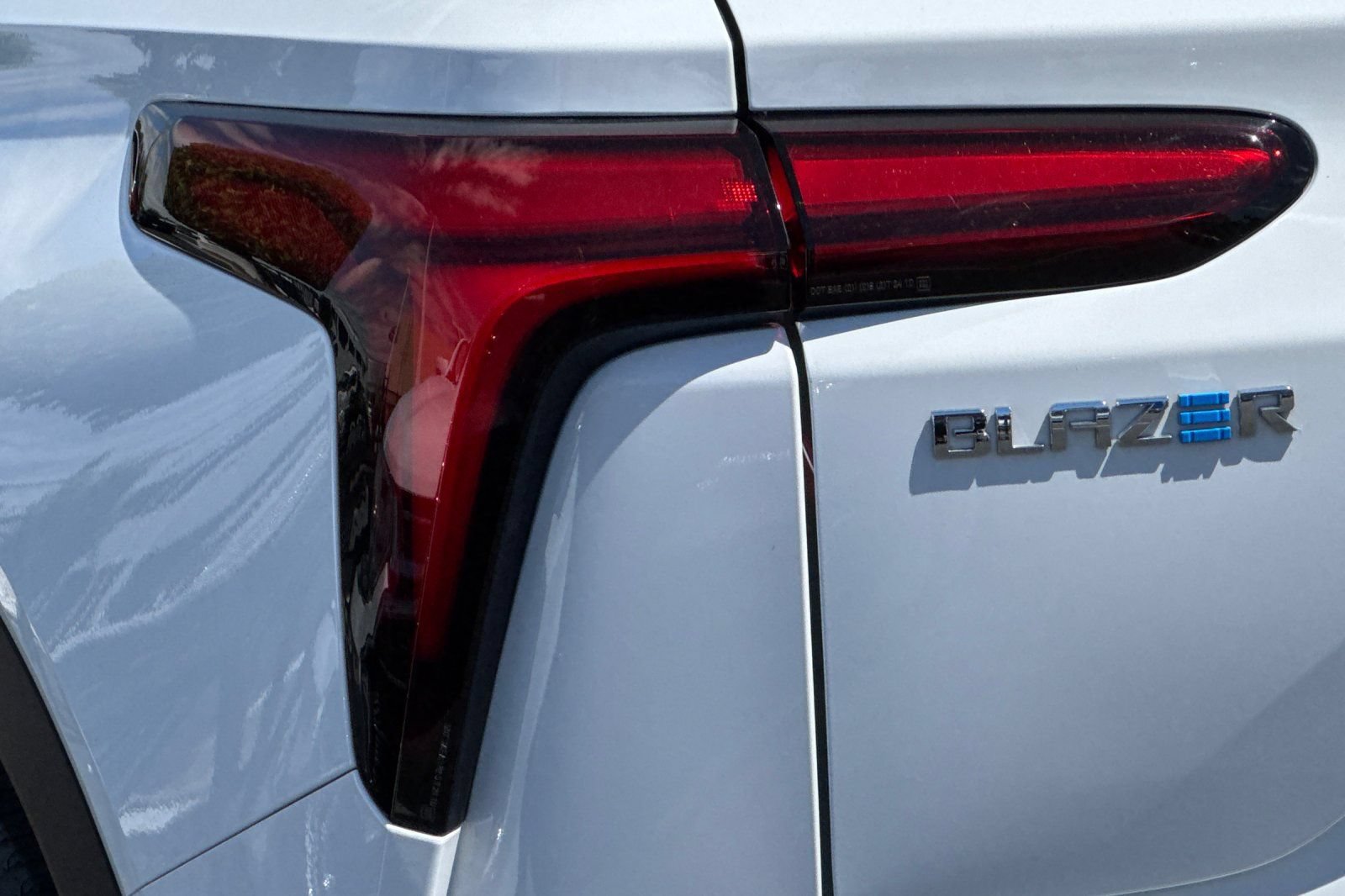 Used 2024 Chevrolet Blazer EV LT AWD/4WD image 43