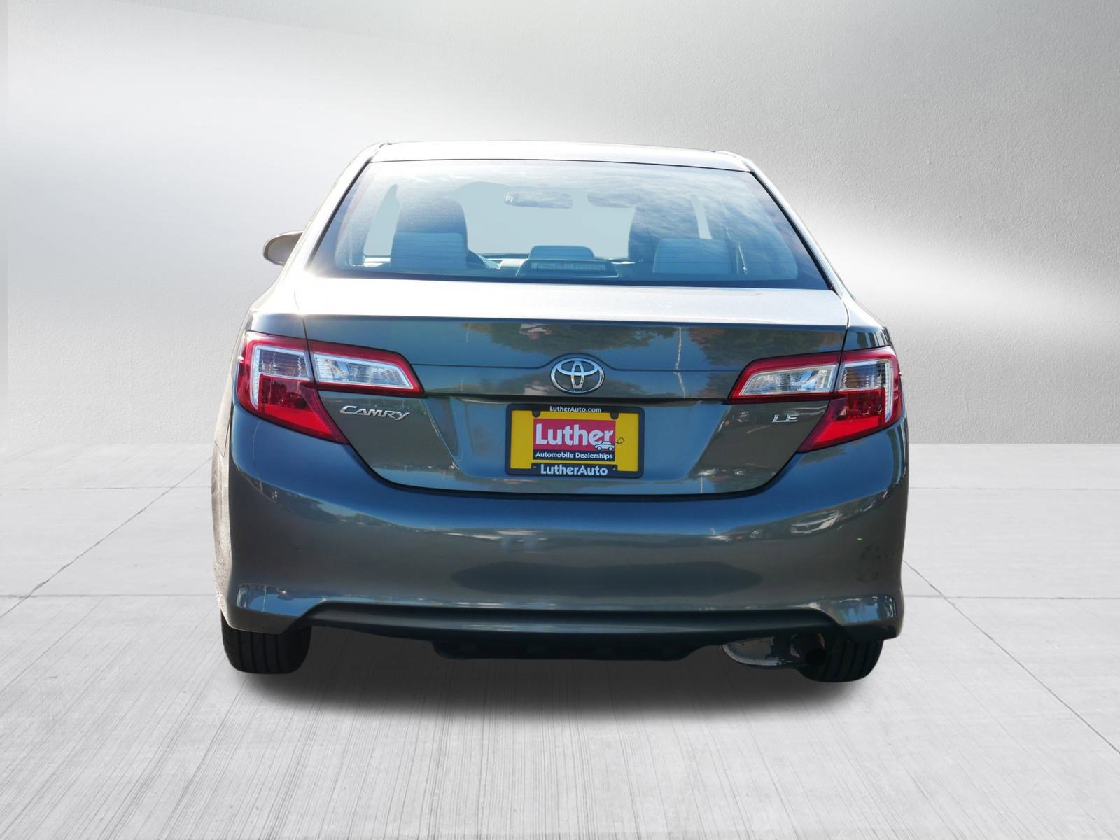 Used 2013 Toyota Camry LE image 6