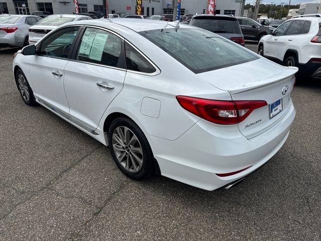 Used 2016 Hyundai Sonata Sport w/ Option Group 02 image 16