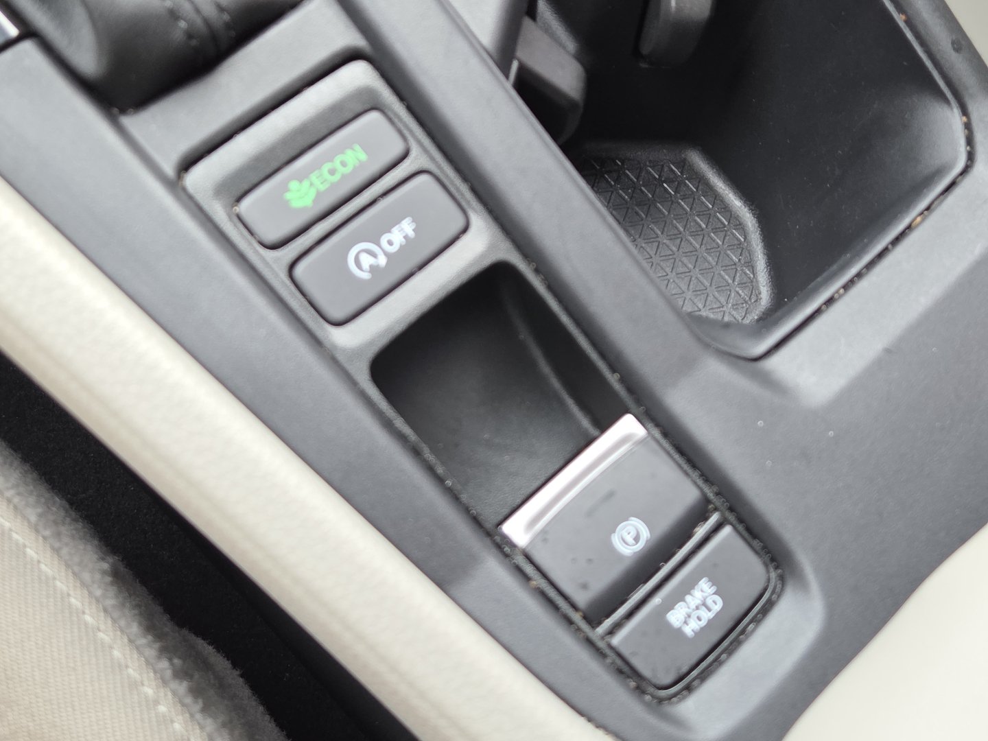 Used 2025 Honda Accord SE image 8