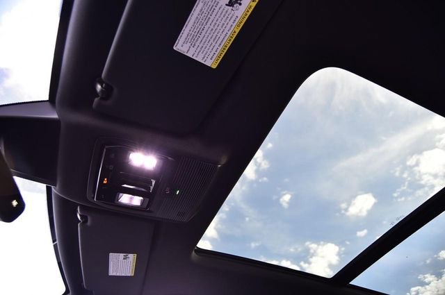 New 2026 Volkswagen Atlas Cross Sport SE image 21