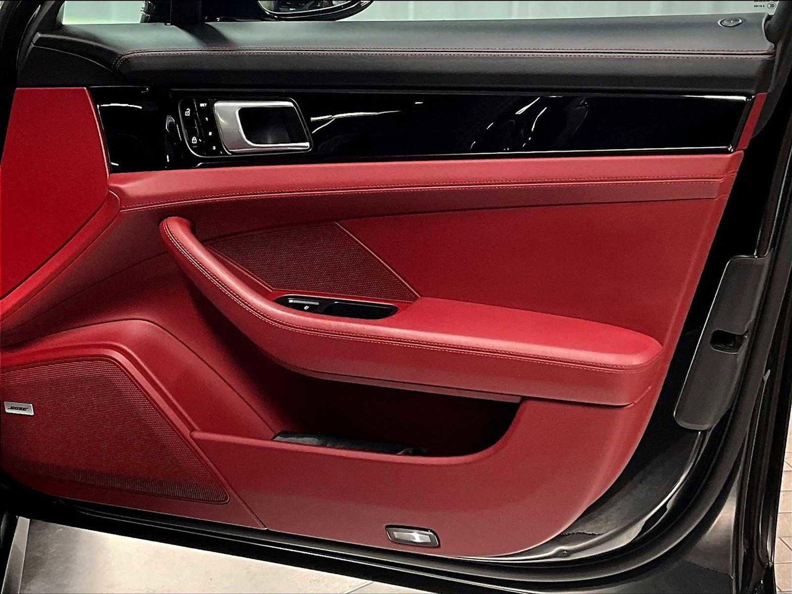 Used 2019 Porsche Panamera Turbo image 27