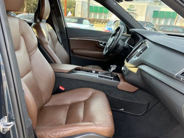 Used 2020 Volvo XC90 T6 Momentum image 17