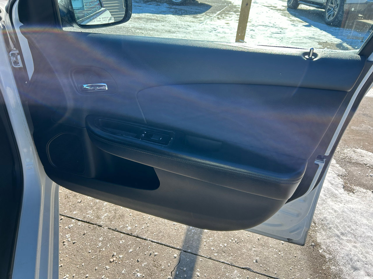 Used 2014 Chrysler 200 LX image 15