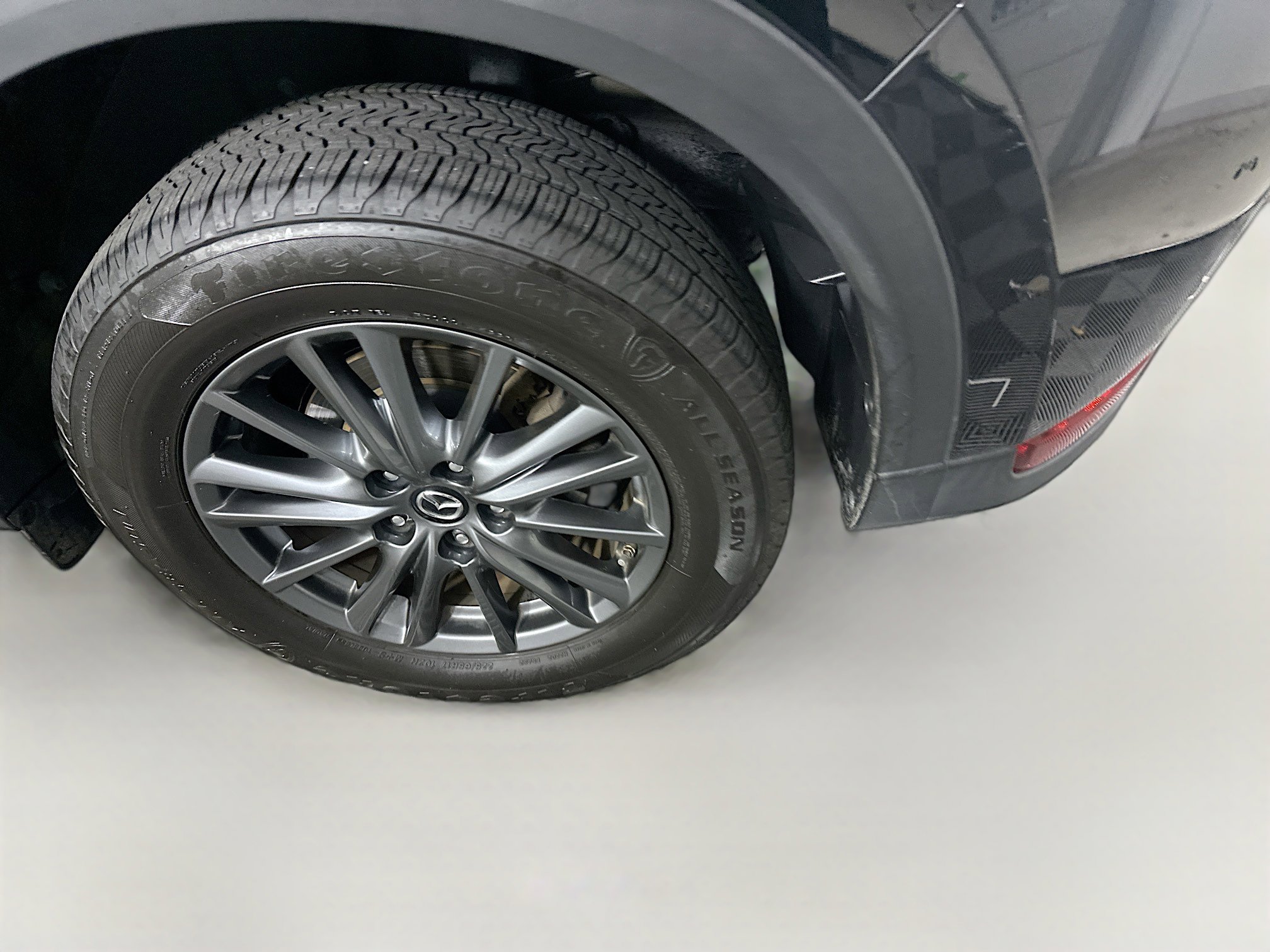 Used 2020 MAZDA CX-5 Touring image 11