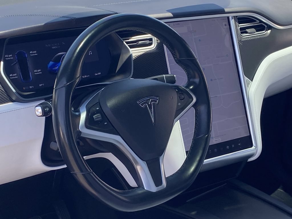 Used 2016 Tesla Model X 90D AWD/4WD image 22