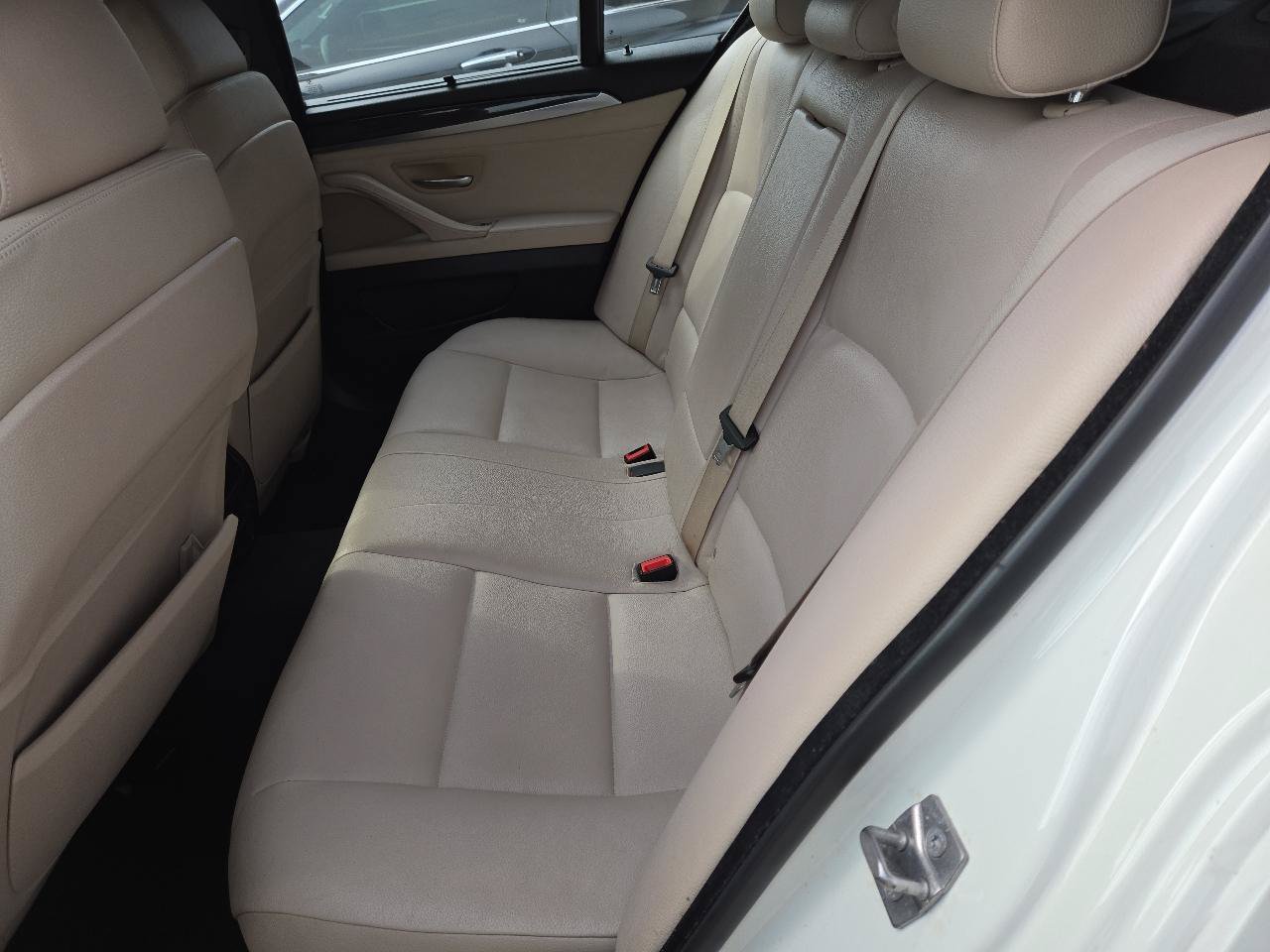 Used 2011 BMW 550i Sedan RWD image 10