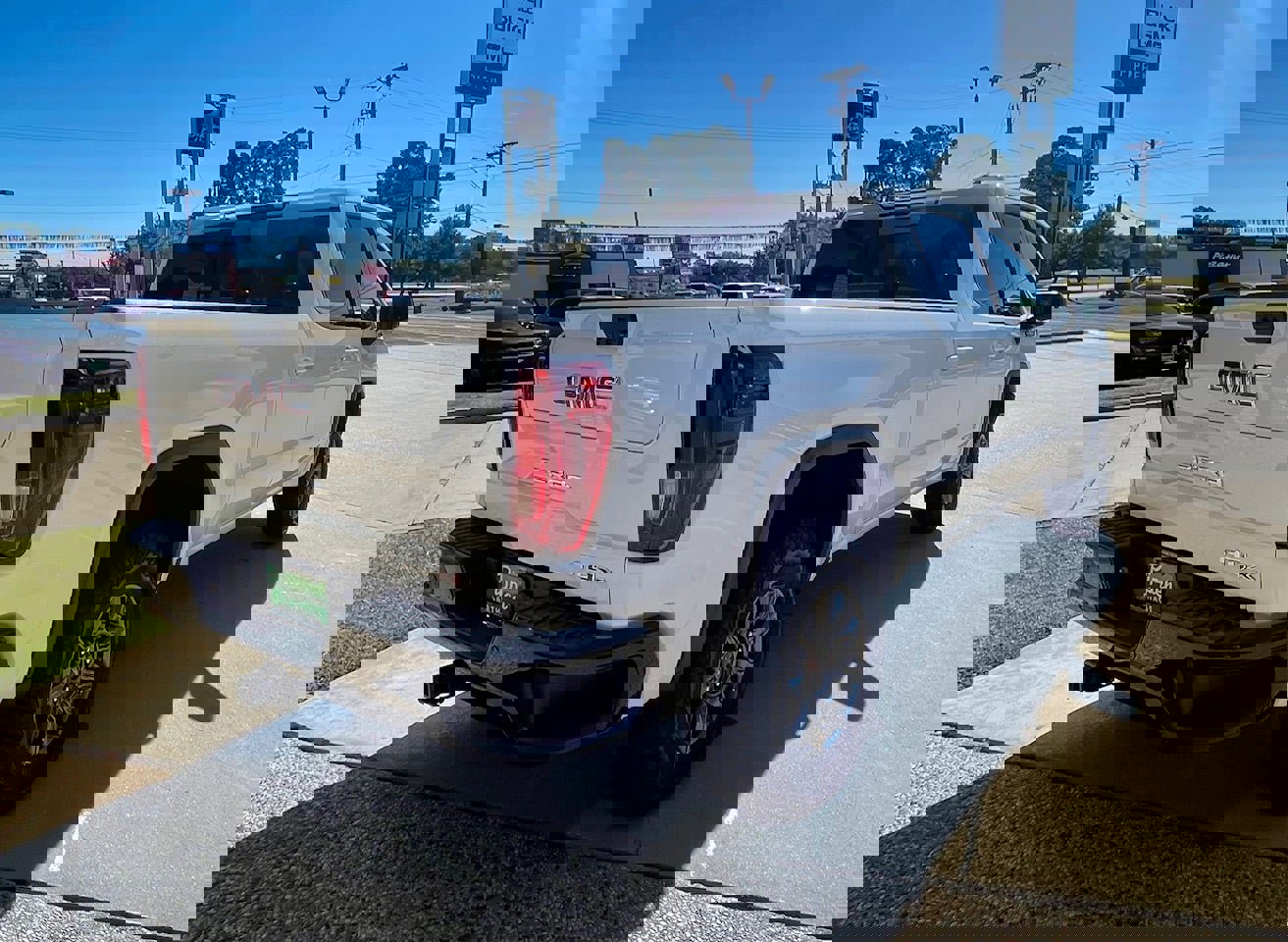 New 2026 GMC Sierra 1500 AT4X image 8
