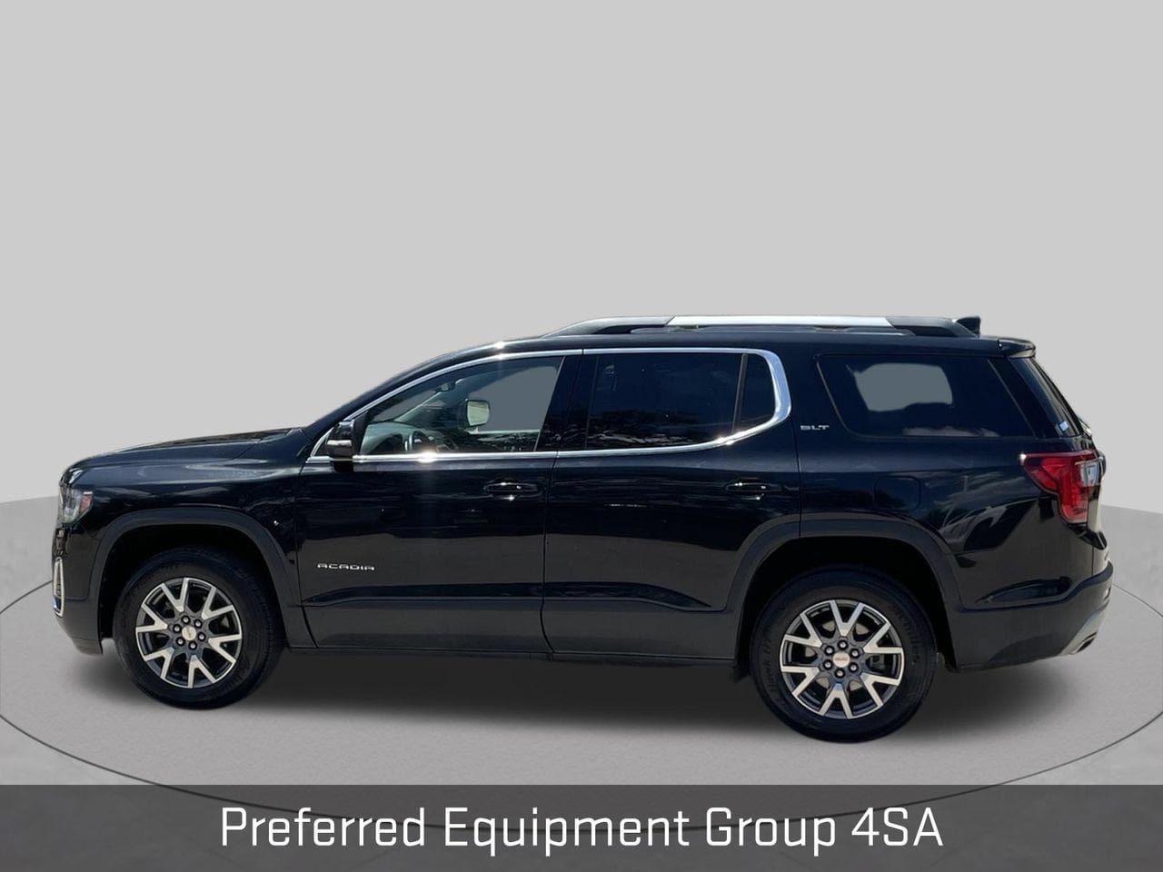 Certified 2023 GMC Acadia SLT FWD image 3
