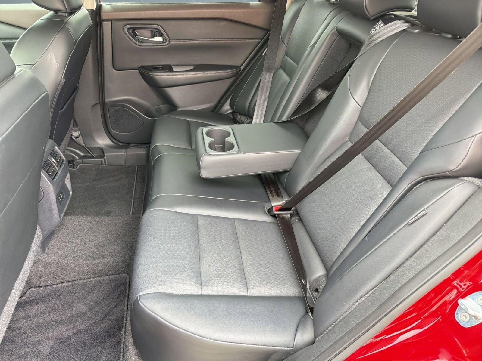 Used 2023 Nissan Rogue SV w/ SV Premium Package FWD image 15