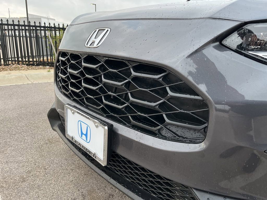 Certified 2025 Honda HR-V LX image 14