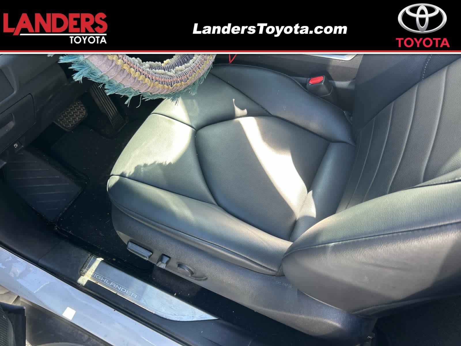 Used 2022 Toyota Highlander XLE