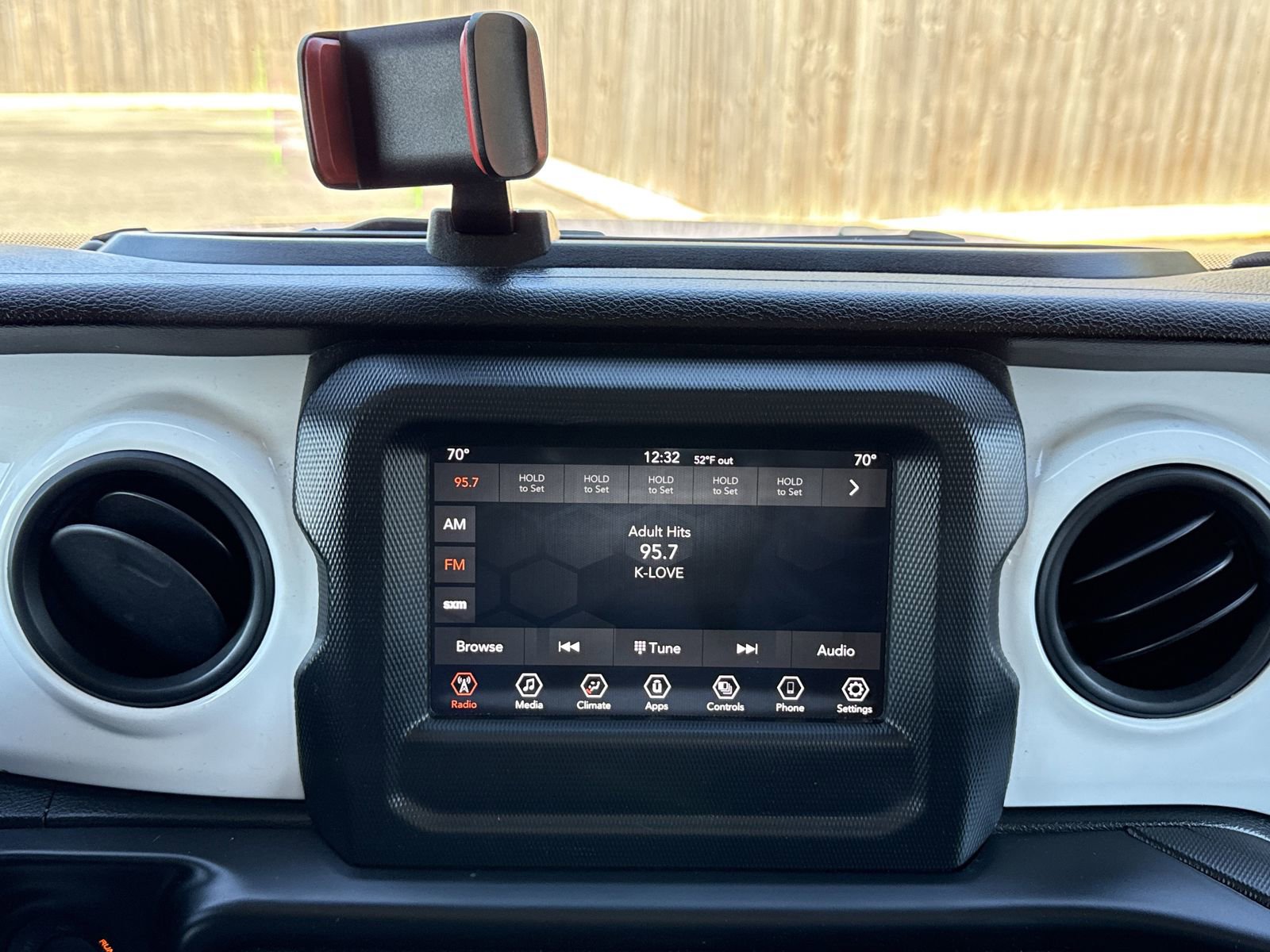 Used 2021 Jeep Wrangler Islander image 19