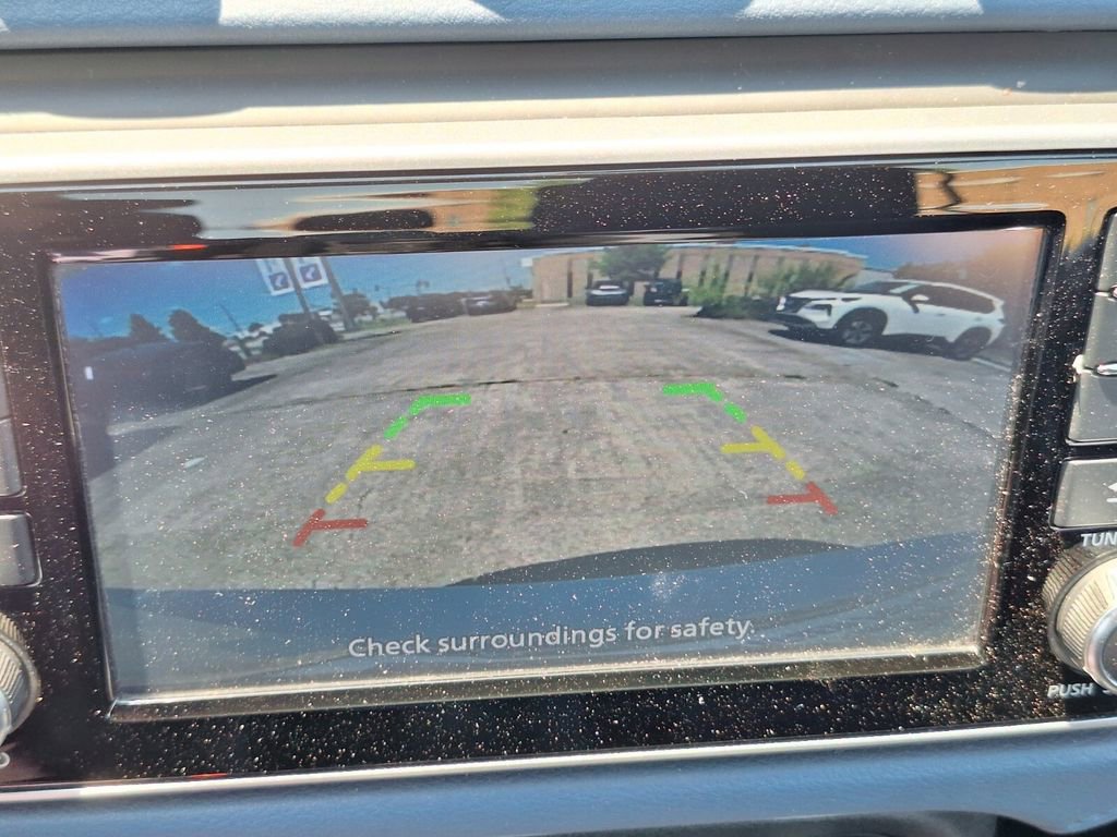 Used 2025 Nissan Versa SV FWD image 15
