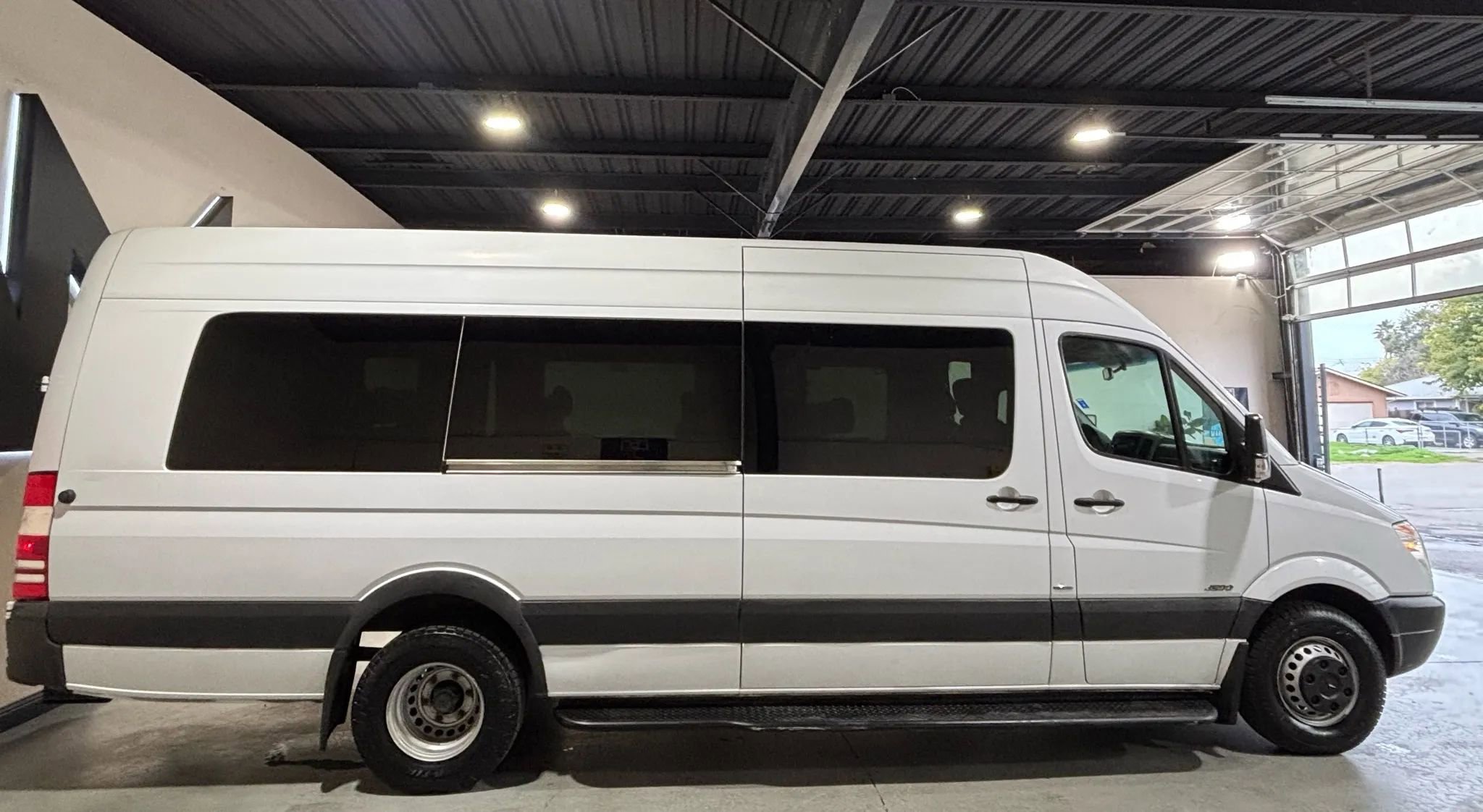 Used 2013 Mercedes-Benz Sprinter 3500 image 4
