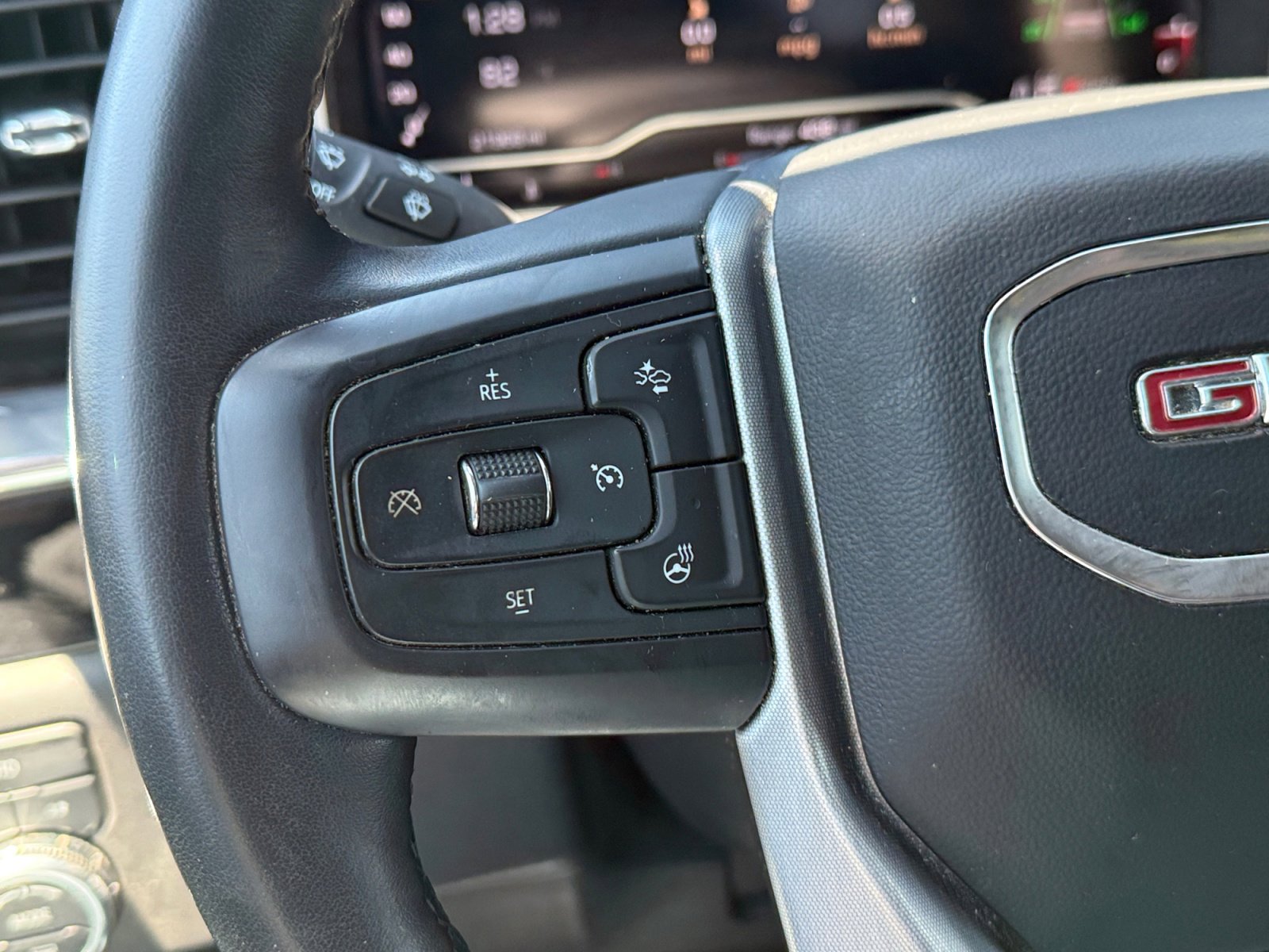 Used 2024 GMC Sierra 1500 SLT w/ Max Trailering Package AWD/4WD image 25