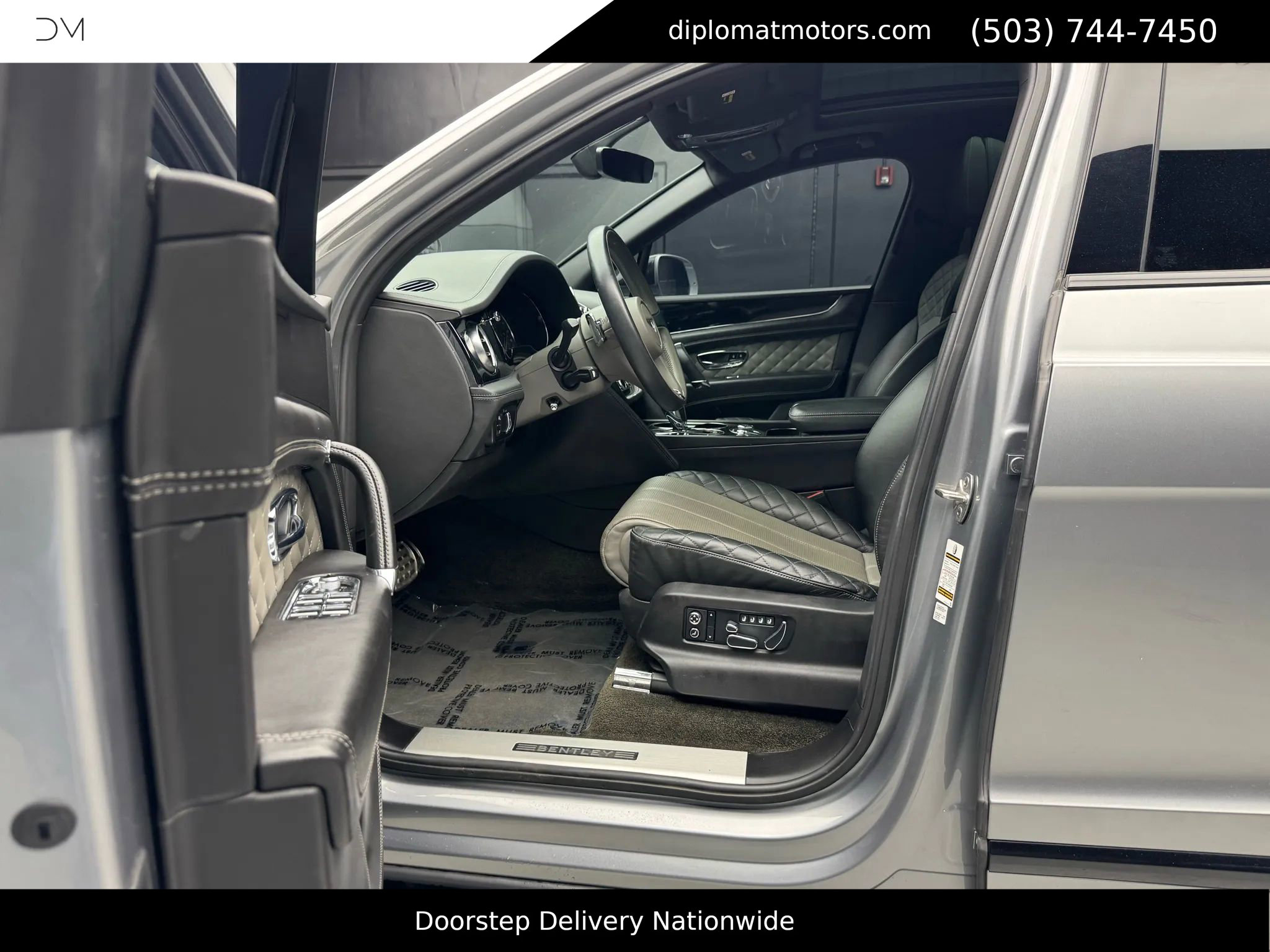 Used 2020 Bentley Bentayga image 18
