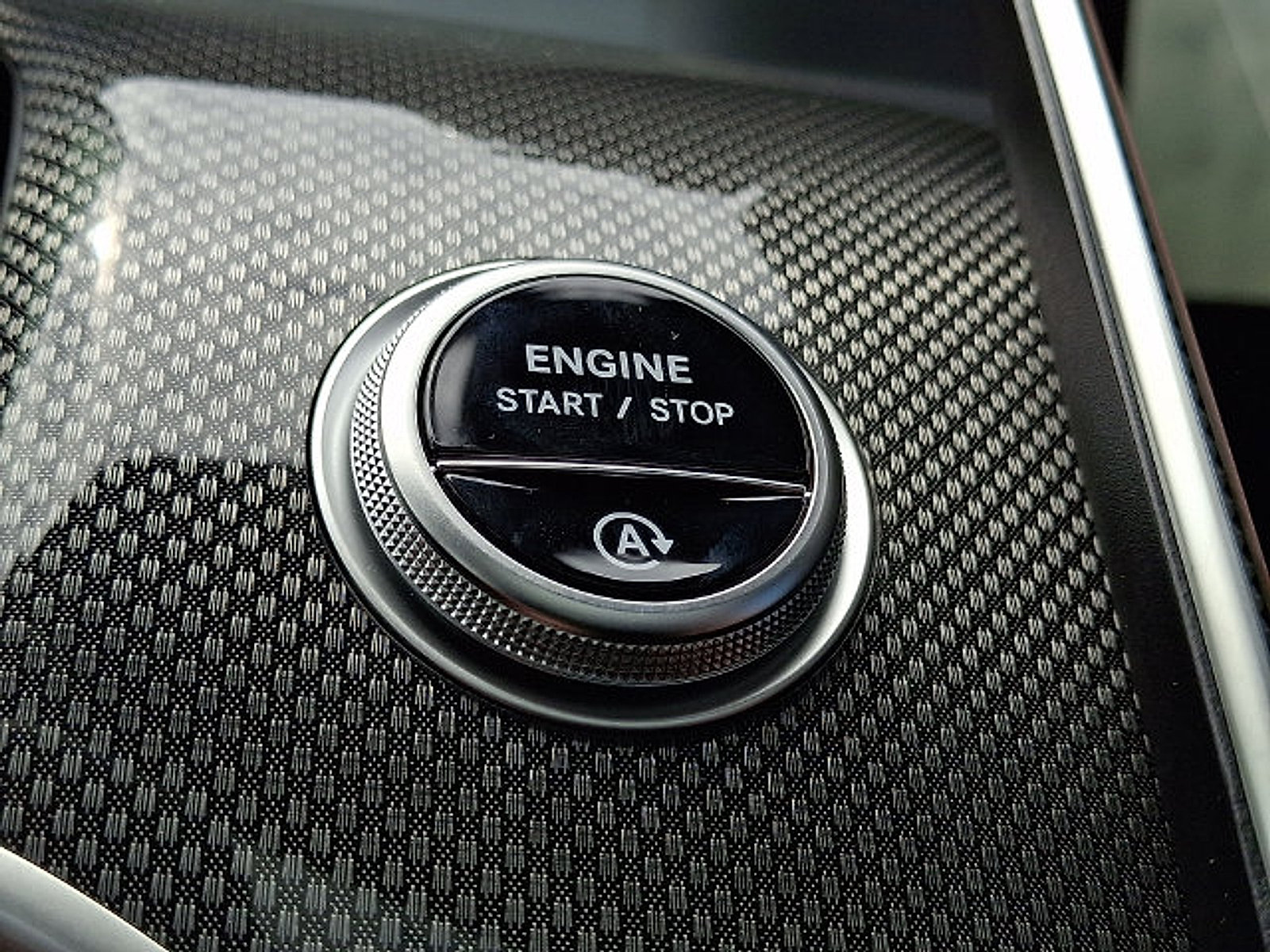 Used 2026 Mercedes-Benz GLC 300 4MATIC image 19