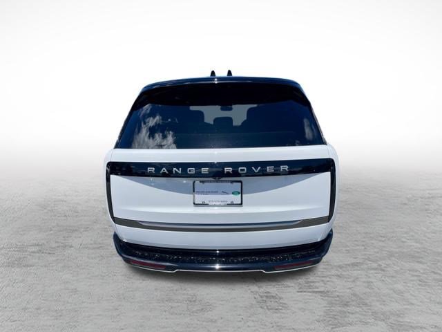 Used 2025 Land Rover Range Rover SE AWD/4WD image 6