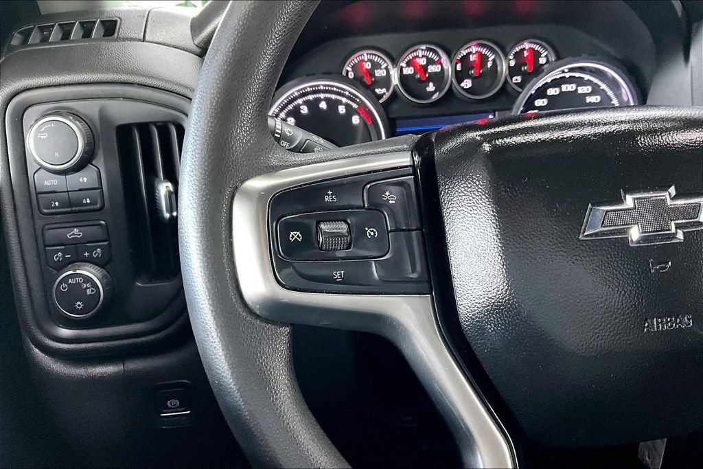 Used 2022 Chevrolet Silverado 1500 Custom Trail Boss w/ Safety Confidence Package AWD/4WD image 10