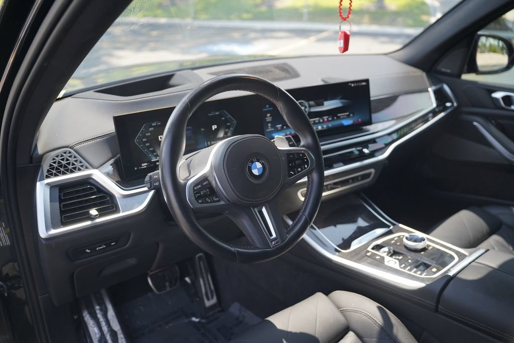 Used 2024 BMW X5 M60i AWD/4WD image 9