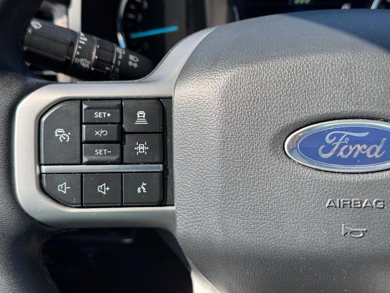 Used 2024 Ford Expedition Limited AWD/4WD image 24