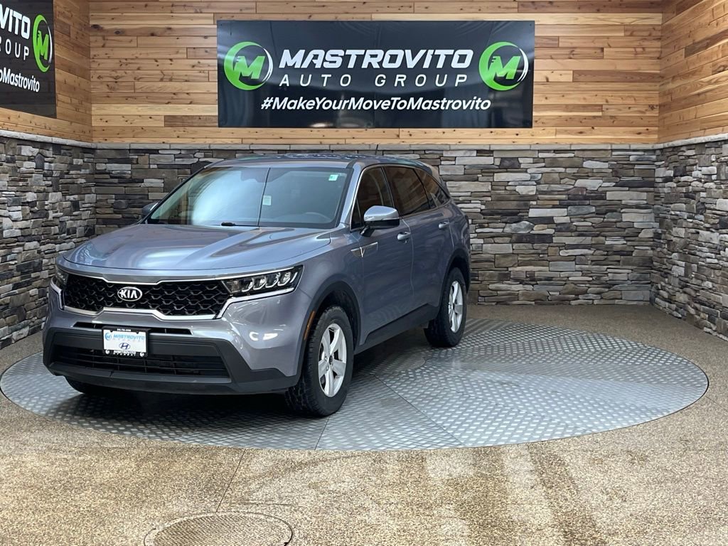 Used 2021 Kia Sorento LX image 4