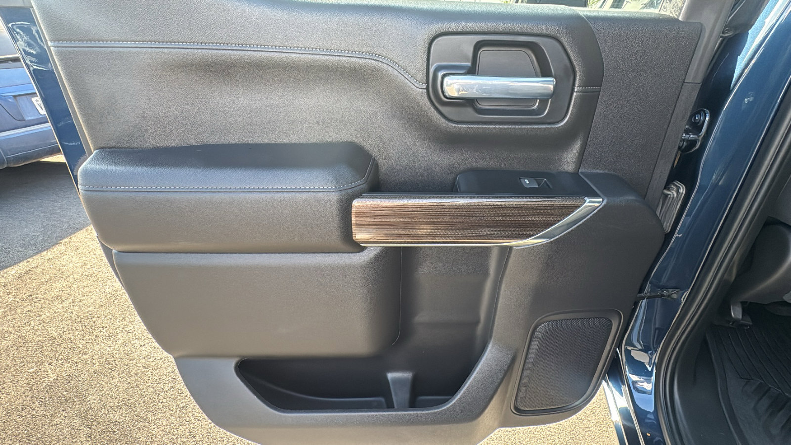 Used 2021 Chevrolet Silverado 1500 RST image 14