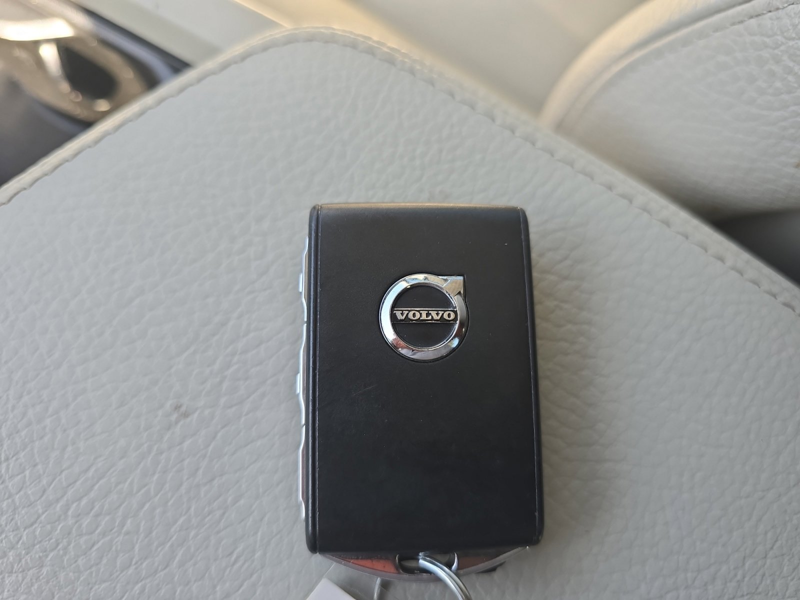 Used 2020 Volvo S60 T5 Momentum w/ Protection Package Premier FWD image 30