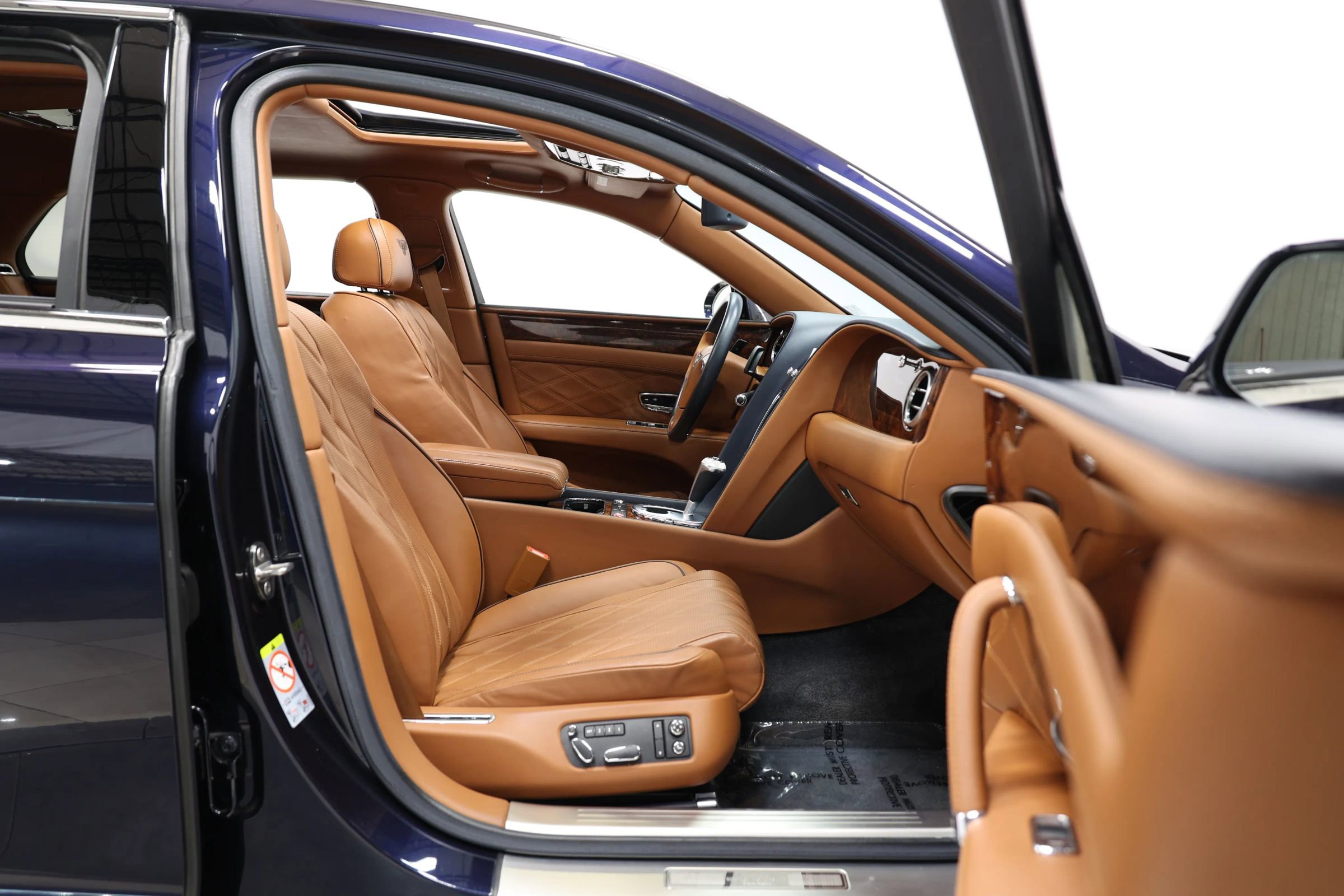 Used 2014 Bentley Flying Spur W12 image 80