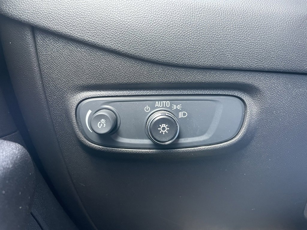 Used 2024 Chevrolet Equinox LT image 45