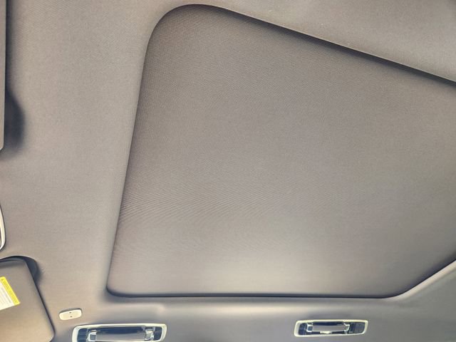 New 2026 Land Rover Range Rover SE image 18