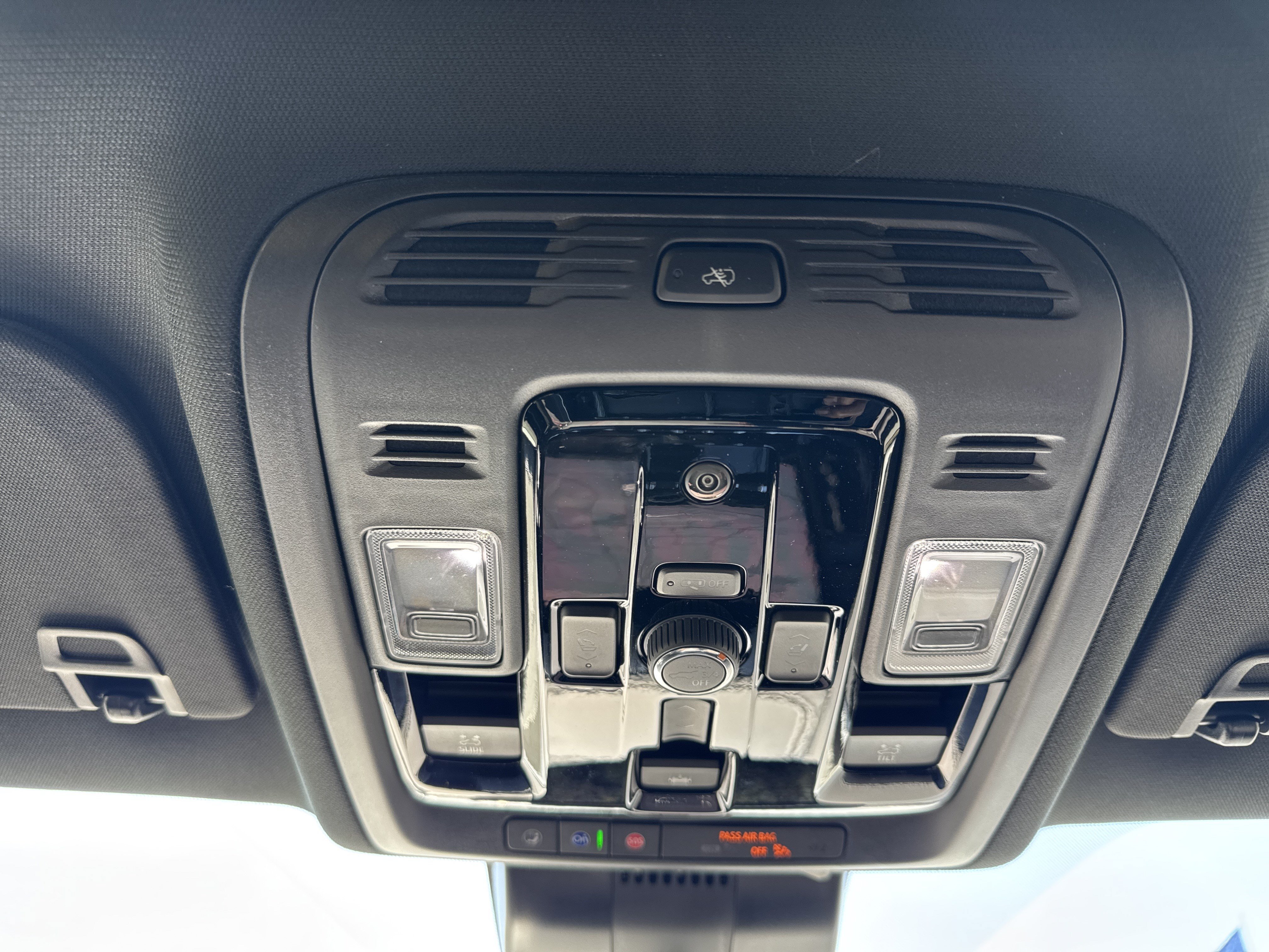 New 2026 GMC Yukon XL AT4 Ultimate AWD/4WD image 26