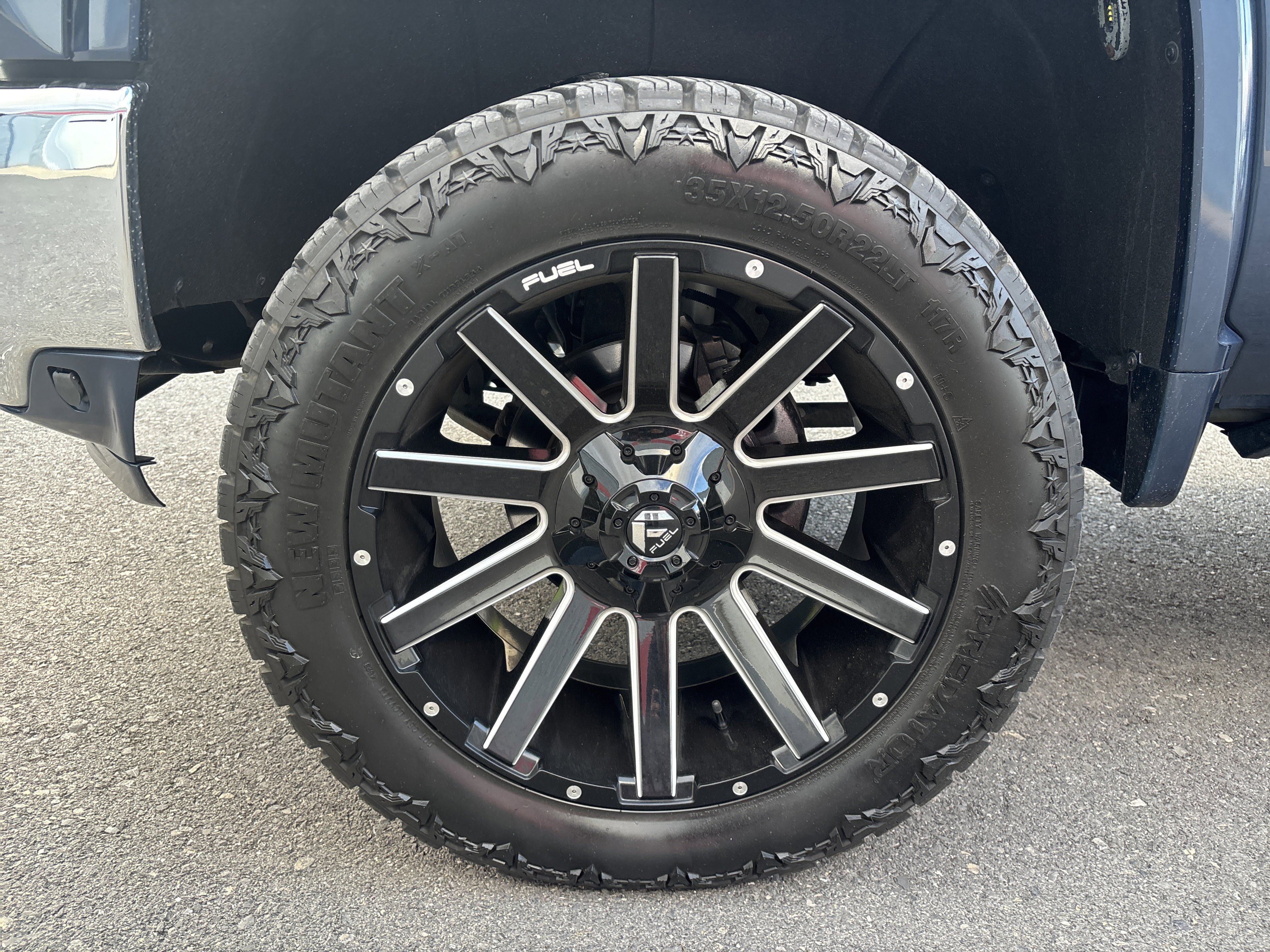 Used 2021 Chevrolet Silverado 2500 LTZ w/ LTZ Plus Package image 10