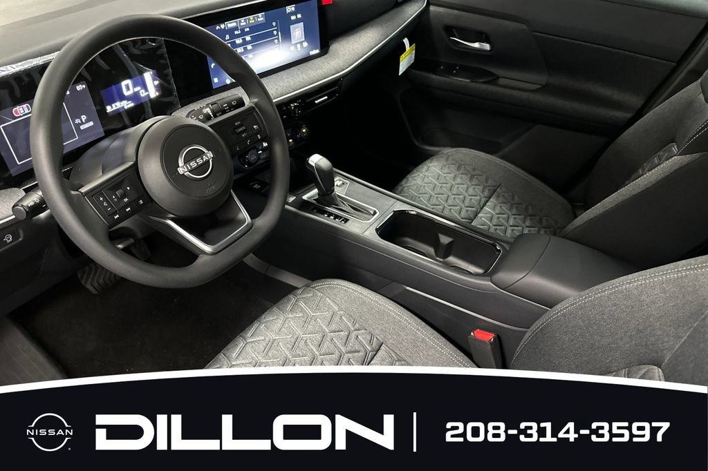 New 2026 Nissan Kicks SV w/ Cold Weather Package FWD image 4